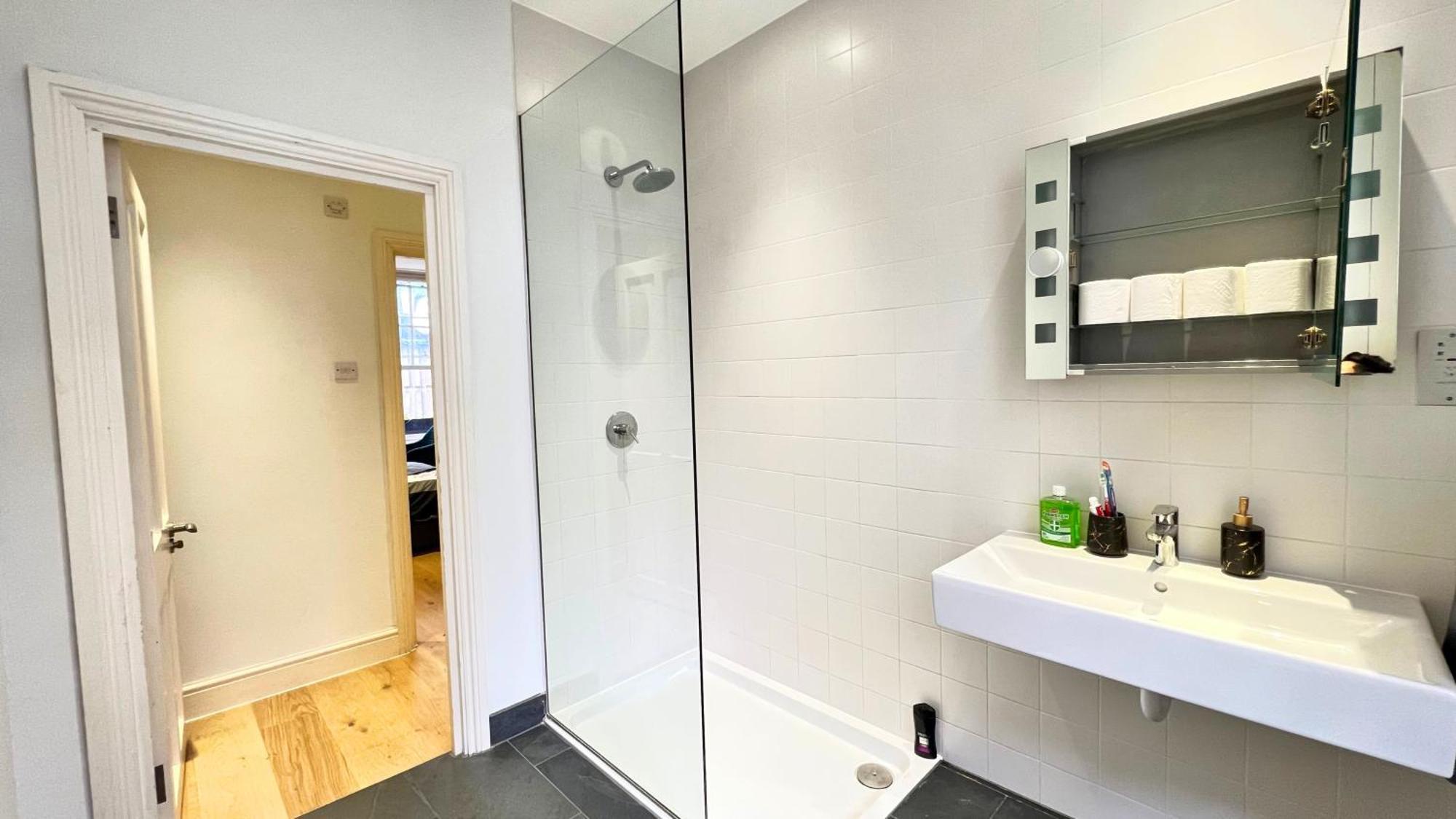 Mayfair Studio By Oxford Street - Luxurylondonstays Bagian luar foto